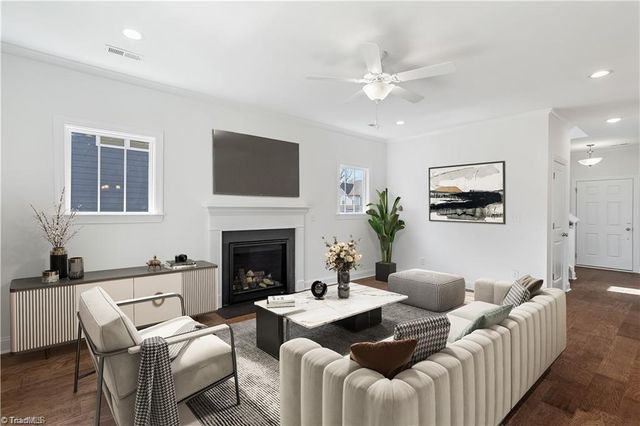 1675 Ashmead Lane, Clemmons, NC 27012