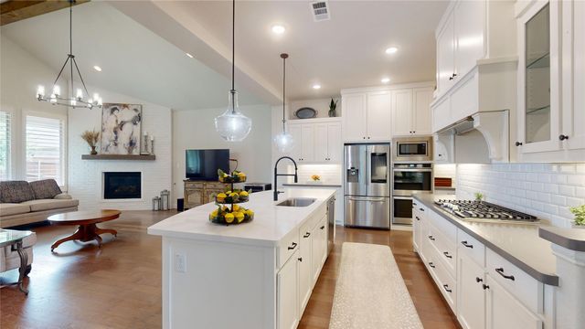2912 Seattle Slew Drive, Celina, TX 75009