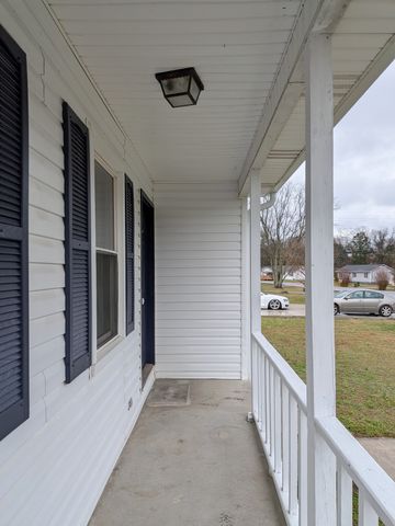 103 Cherokee Trl, Shelbyville, TN 37160