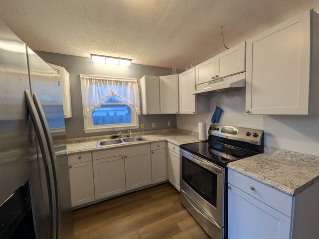 103 Cherokee Trl, Shelbyville, TN 37160