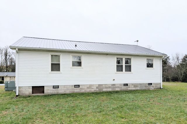 103 Cherokee Trl, Shelbyville, TN 37160