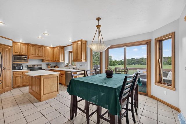 465 WINDING WATERS WAY, De Pere, WI 54115