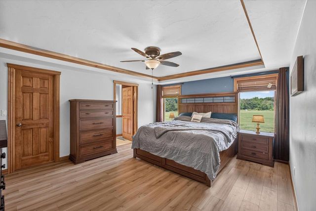 465 WINDING WATERS WAY, De Pere, WI 54115