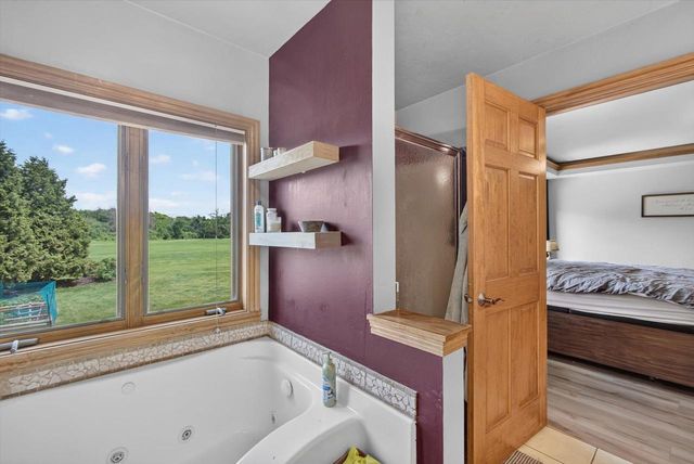 465 WINDING WATERS WAY, De Pere, WI 54115