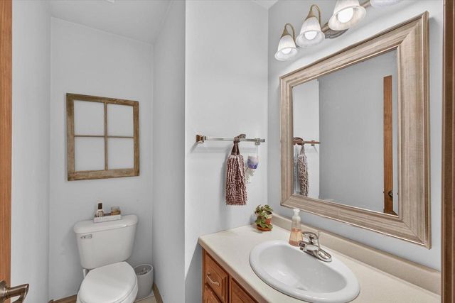 465 WINDING WATERS WAY, De Pere, WI 54115