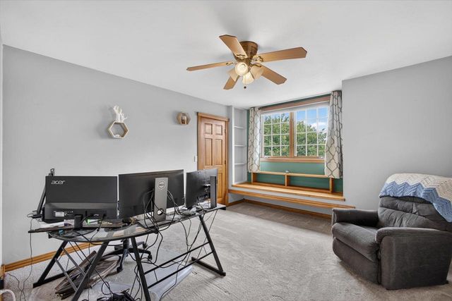 465 WINDING WATERS WAY, De Pere, WI 54115
