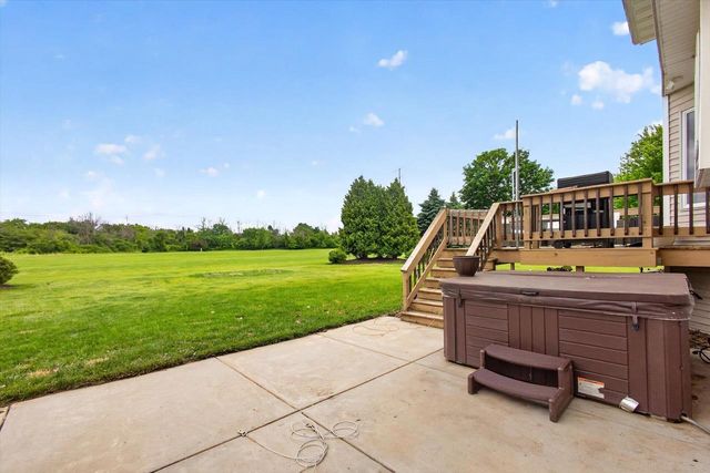 465 WINDING WATERS WAY, De Pere, WI 54115