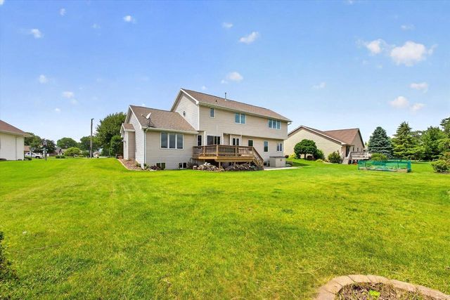 465 WINDING WATERS WAY, De Pere, WI 54115