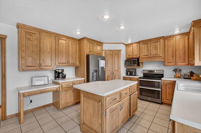 465 WINDING WATERS WAY, De Pere, WI 54115