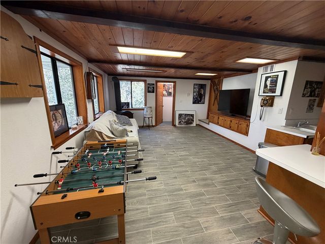 1228 Acadia, Lake Arrowhead, CA 92352