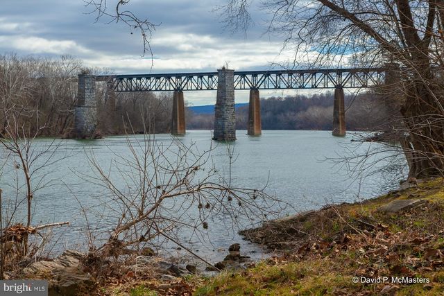 39 SWEARINGEN WAY, Shepherdstown, WV 25443