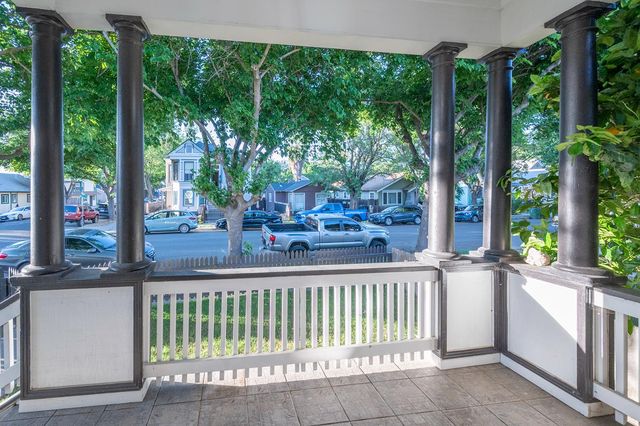 54 E 8th St, Tracy, CA 95376