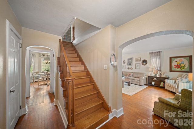 121 Johnson Street, Canton, NC 28716