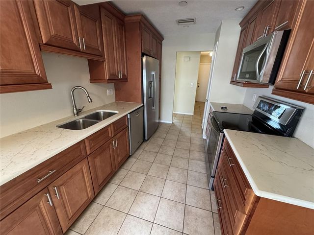 517 MOUNT VERNON DRIVE, Venice, FL 34293