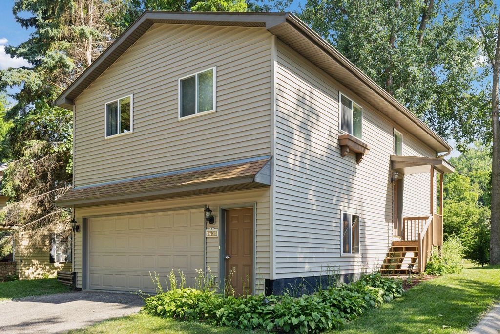 4789 Dorchester Road, Mound, MN 55364