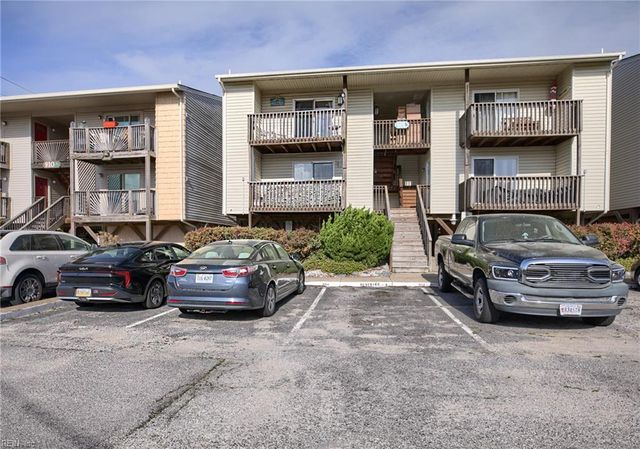 914 W Ocean View Ave Apt 201, Norfolk, VA 23503