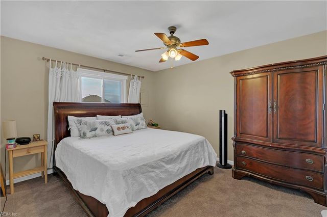 914 W Ocean View Ave Apt 201, Norfolk, VA 23503