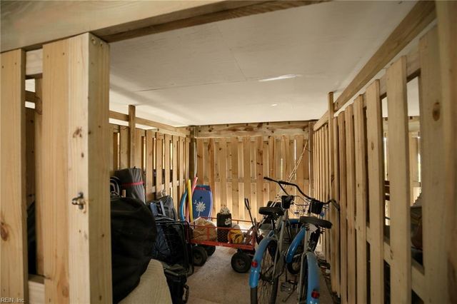 914 W Ocean View Ave Apt 201, Norfolk, VA 23503