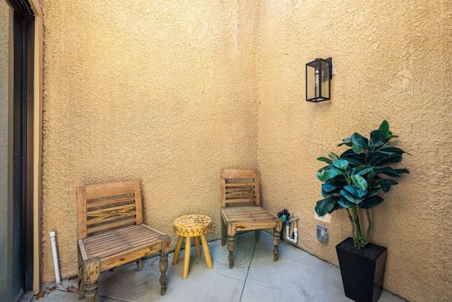 4 Maximo Way, Palm Desert, CA 92260