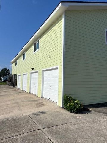 2305 55th Street 3, Galveston, TX 77551