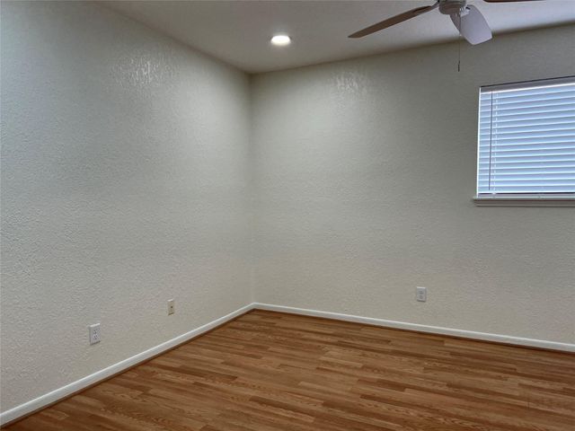 2305 55th Street 3, Galveston, TX 77551