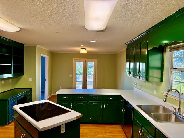 3341 Flowers Chapel Rd, Dothan, AL 36305