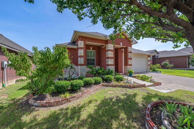 2336 Cavalry Drive, Fort Worth, TX 76177