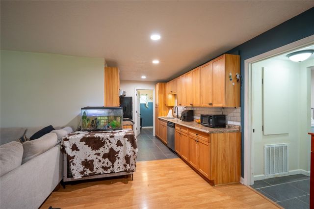 145 Inlet Drive, Livingston, TX 77351