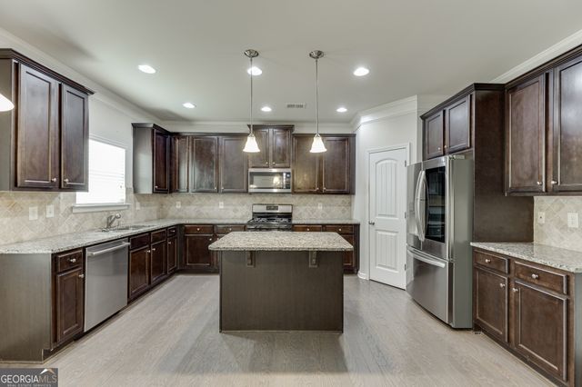 174 Cherokee Reserve Circle, Canton, GA 30115