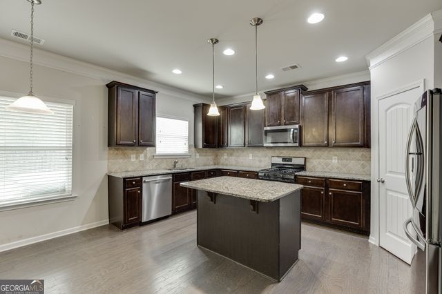 174 Cherokee Reserve Circle, Canton, GA 30115