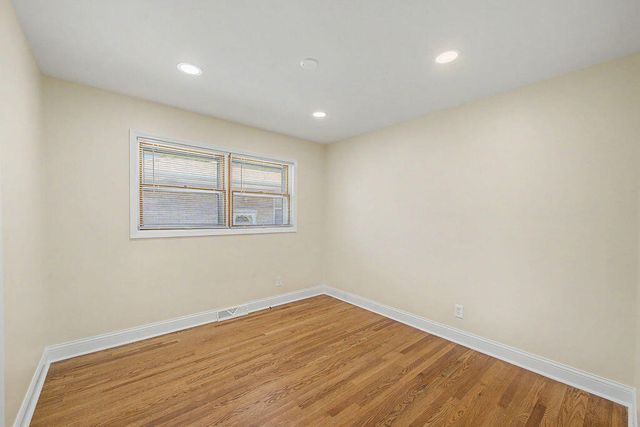 7426 Park Place, Hammond, IN 46324