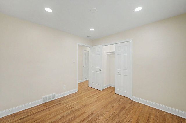 7426 Park Place, Hammond, IN 46324