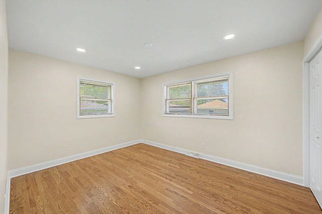 7426 Park Place, Hammond, IN 46324
