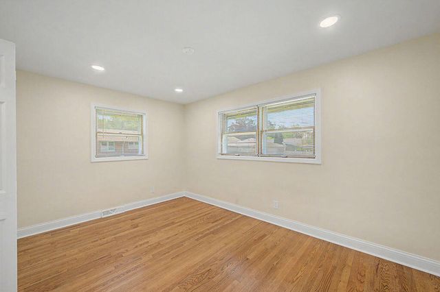 7426 Park Place, Hammond, IN 46324