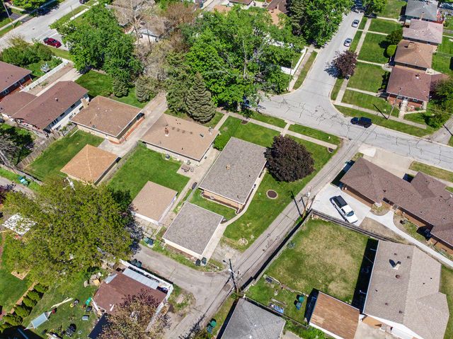 7426 Park Place, Hammond, IN 46324