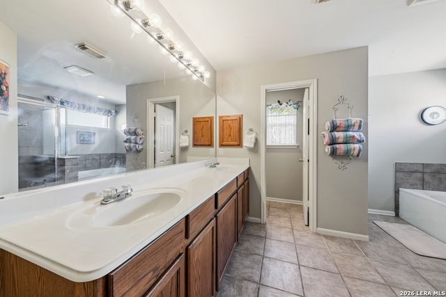 103 Terra Cotta, Universal City, TX 78148