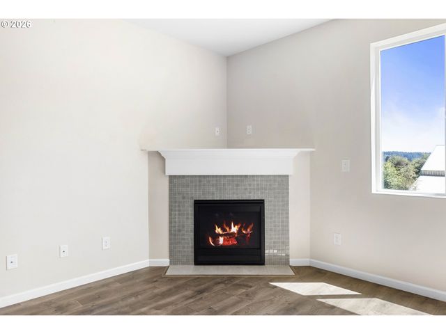 17114 Se RHODODENDRON St, Happy Valley, OR 97086