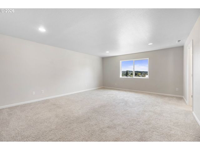 17114 Se RHODODENDRON St, Happy Valley, OR 97086