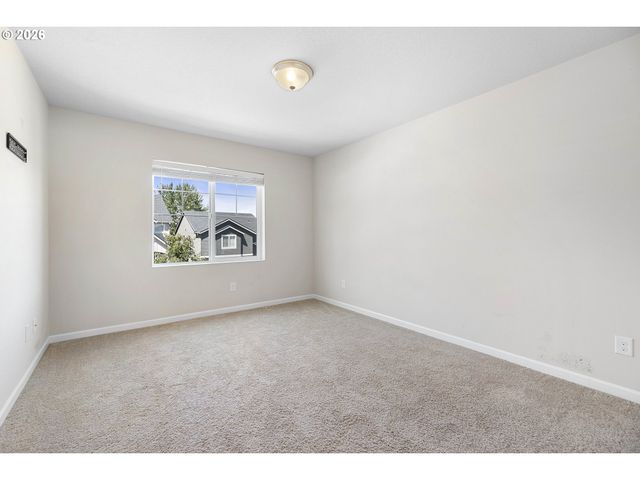 17114 Se RHODODENDRON St, Happy Valley, OR 97086