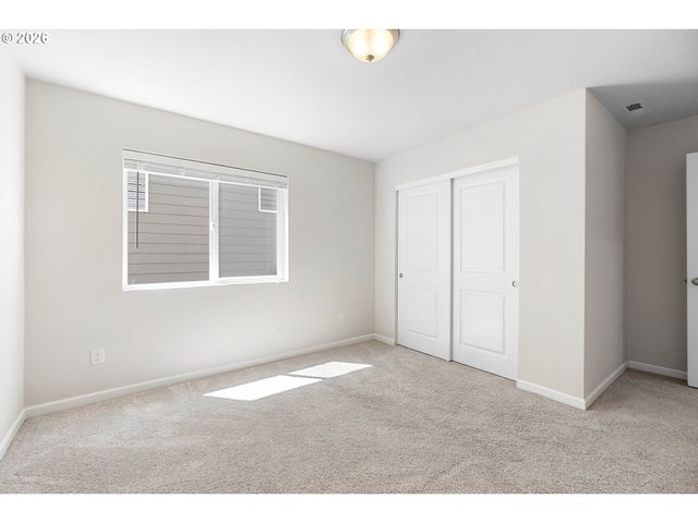 17114 Se RHODODENDRON St, Happy Valley, OR 97086