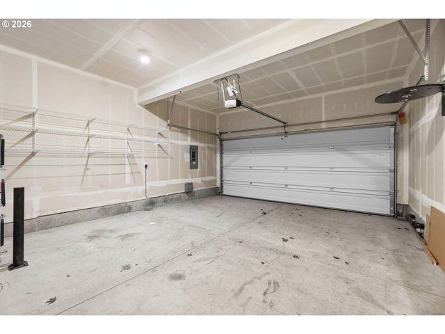 17114 Se RHODODENDRON St, Happy Valley, OR 97086