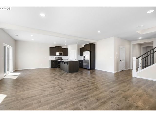 17114 Se RHODODENDRON St, Happy Valley, OR 97086