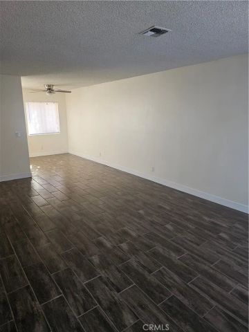 45419 10th West B, Lancaster, CA 93534