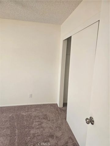 45419 10th West B, Lancaster, CA 93534