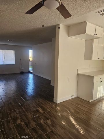 45419 10th West B, Lancaster, CA 93534