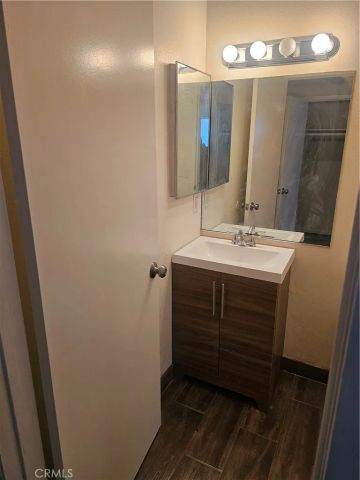 45419 10th West B, Lancaster, CA 93534
