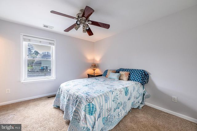 11 MILLS CT, Lovettsville, VA 20180