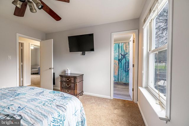 11 MILLS CT, Lovettsville, VA 20180