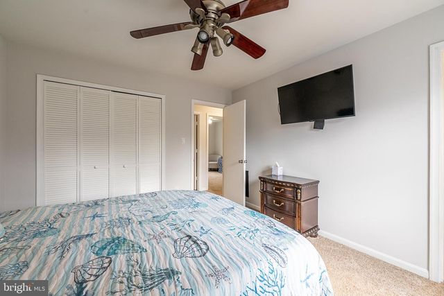 11 MILLS CT, Lovettsville, VA 20180