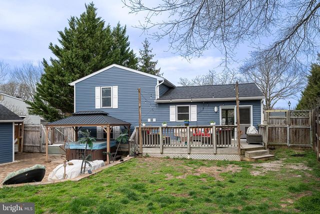 11 MILLS CT, Lovettsville, VA 20180